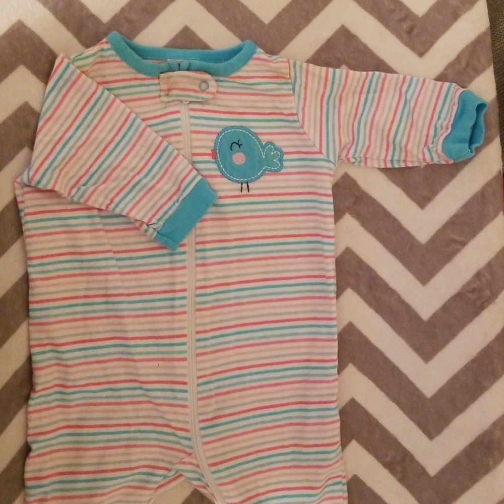 Striped birdie footsie